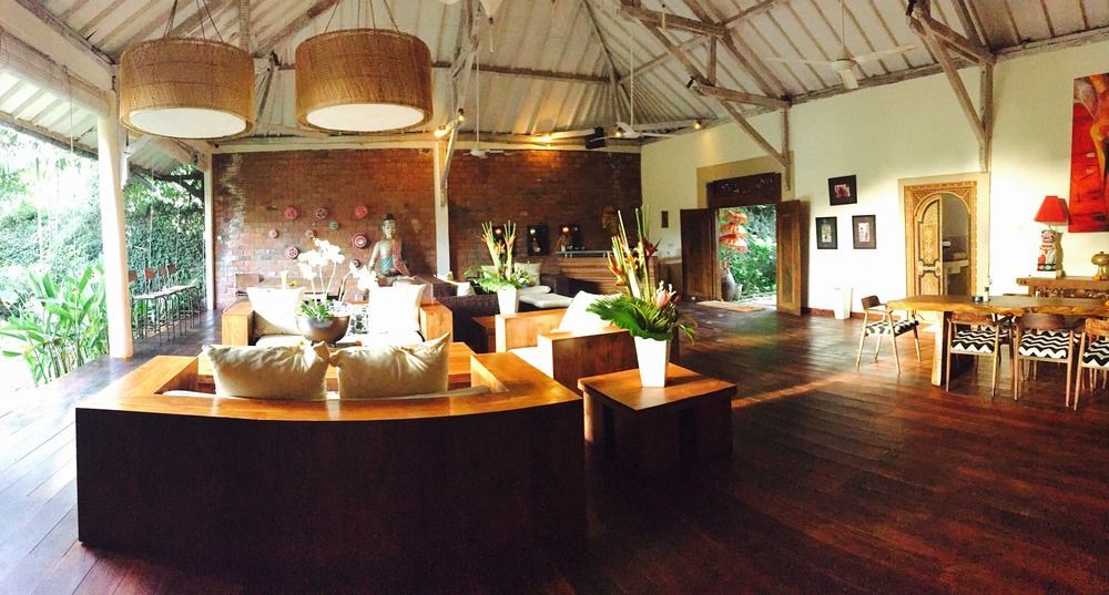 Taman liburan Karisa Boutique